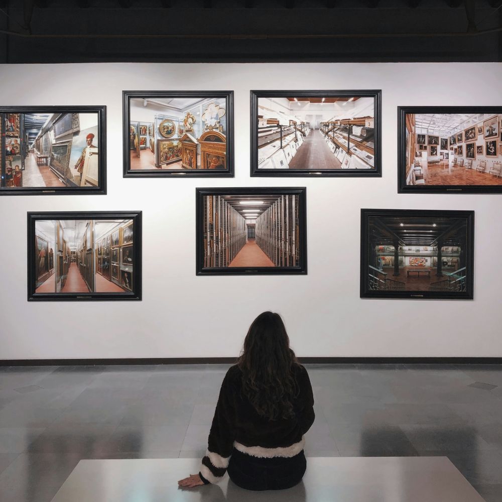 Konstgalleri som mötesplats, marknad och motor för kreativitet